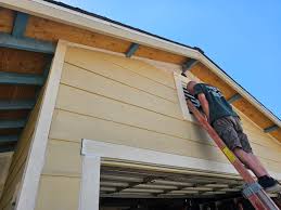 Best Insulated Siding Installation  in Moraine, OH